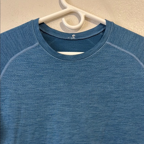 Lululemon Mens Large Metal Vent Tech Blue Short Sleeve T-Shir - Picture 3 of 6
